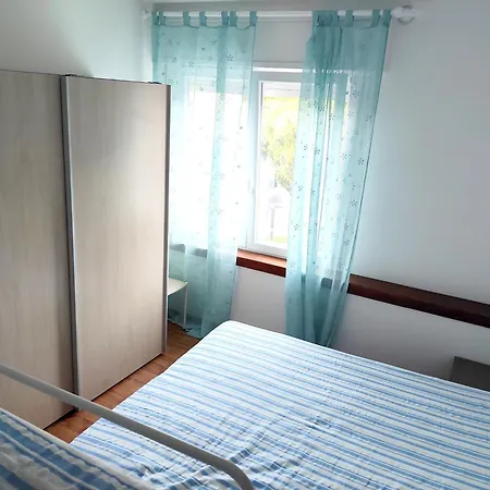 Con Balcone Vicino Mare E Parco קאורלה