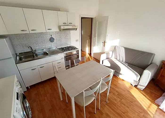 Con Balcone Vicino Mare E Parco *